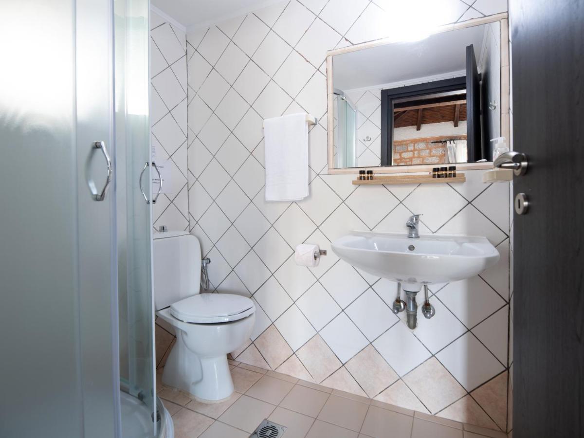 Selana Studios Neo Oitilo Bagian luar foto