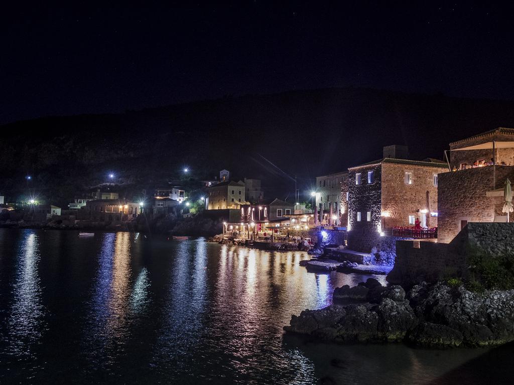 Selana Studios Neo Oitilo Bagian luar foto